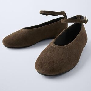 ZARA LEATHER BALLET FLATS